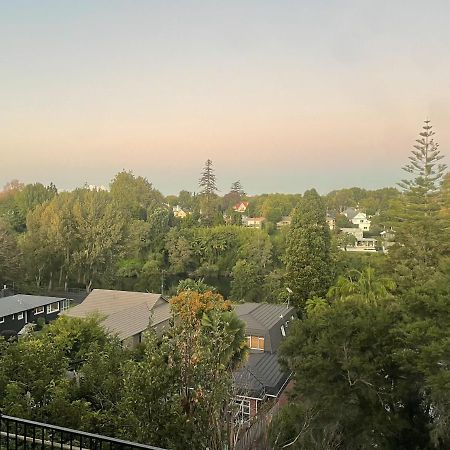 Cbd Apartment, River View Hamilton Buitenkant foto