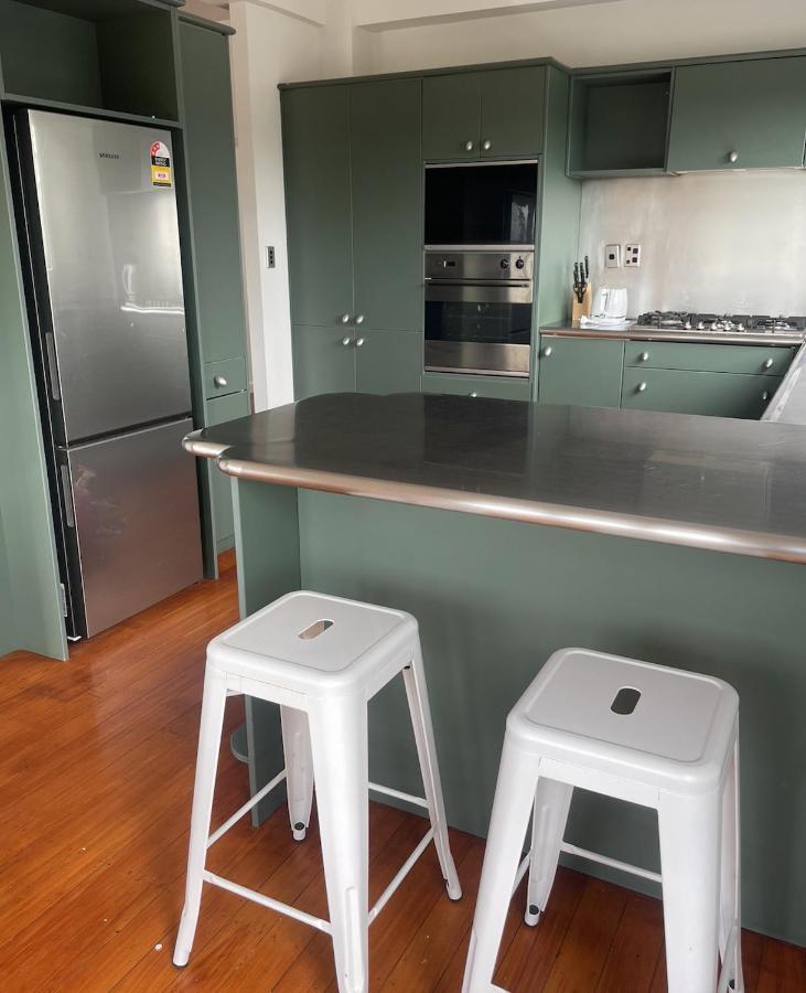 Cbd Apartment, River View Hamilton Buitenkant foto